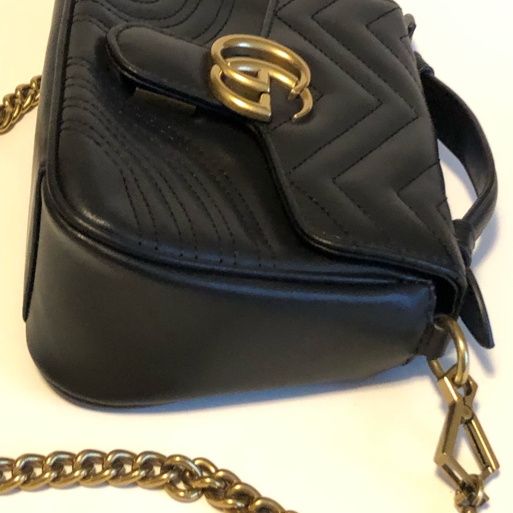 GUCCI Black Authentic Leather  Bag With Original Detachable Strap Like New - Picture 5 of 16